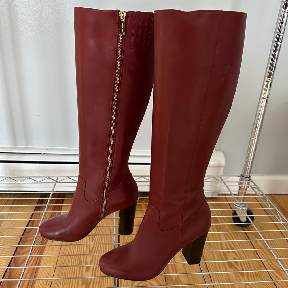 Michael Kors size 7M brand new